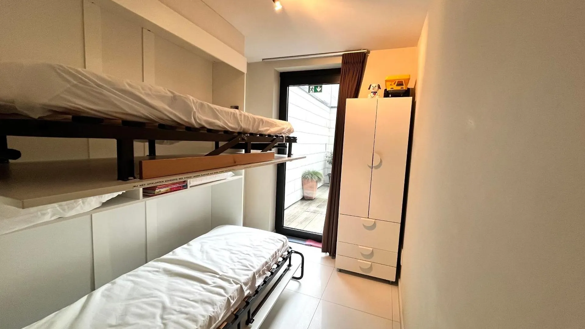 Very Cozy 2 Bedroom Apartment In Ostend T3