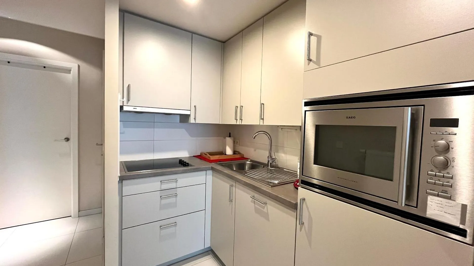 Very Cozy 2 Bedroom Apartment In Ostend T3